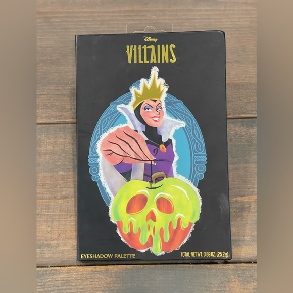Disney | Makeup | New Disney Villains Evilqueen 2 Color Glitter ...
